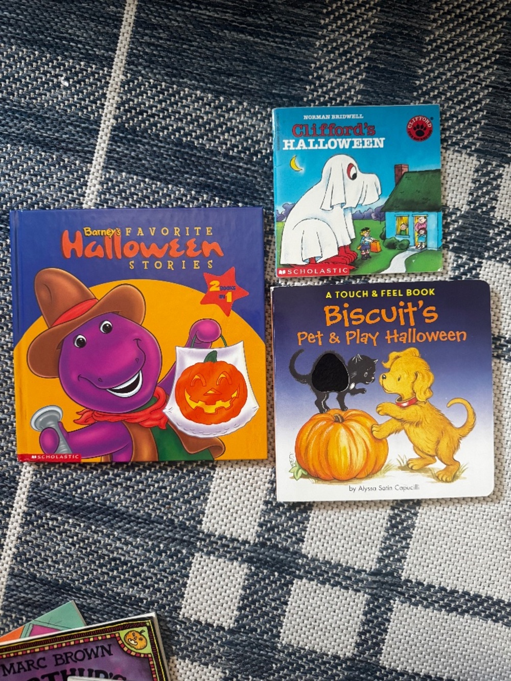 Nostalgic Halloween Bundle | Clifford, Biscuit & Barney!